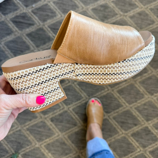 Corky's "Totally Buggin" Heel