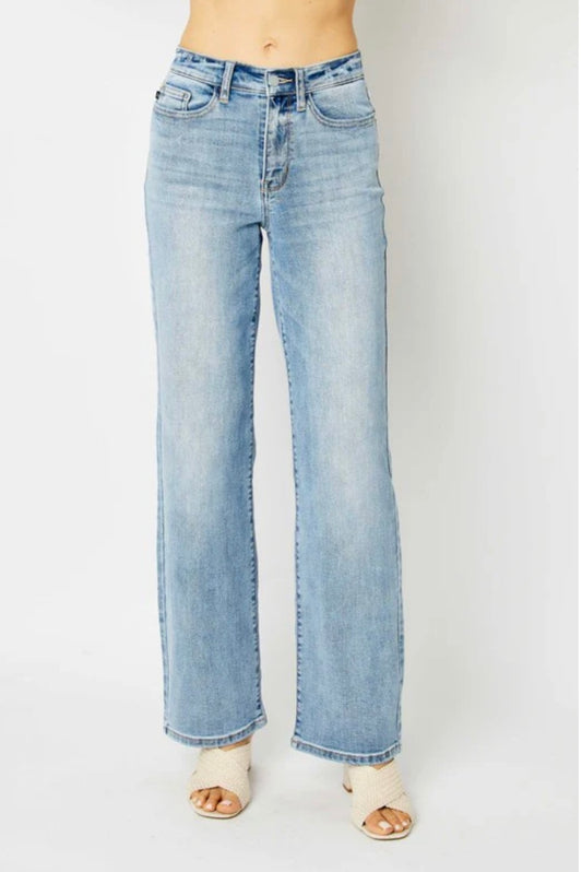 Judy Blue High Waist Lt Washed Straight Leg Jean